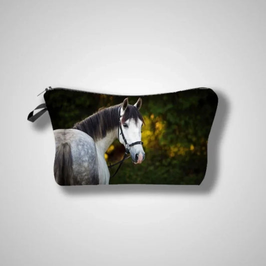 Trousse cheval blanc sur fond noir