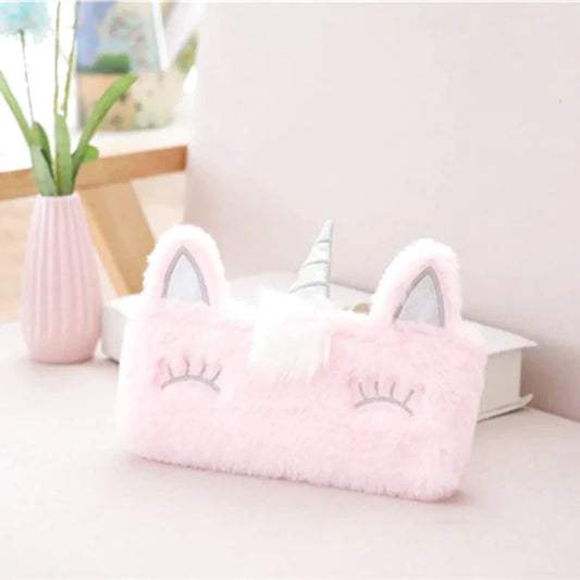 Trousse en peluche licorne