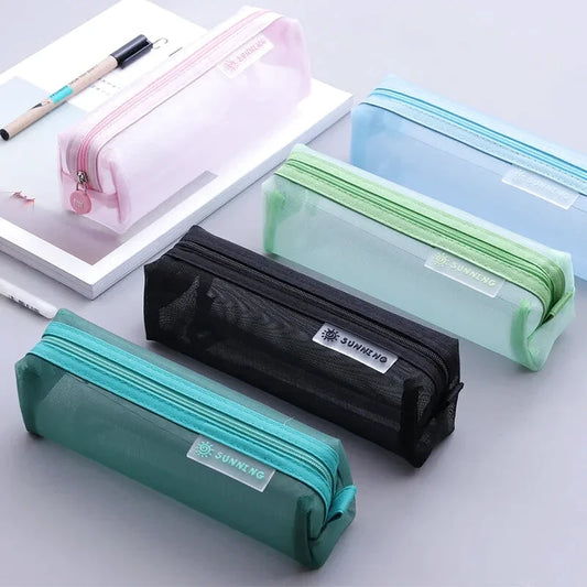 Trousse transparente scolaire